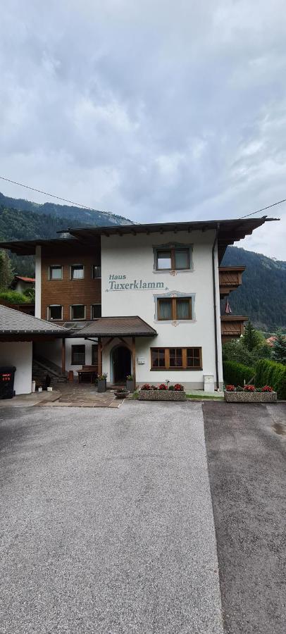핑켄베르그 Haus Tuxerklamm 아파트 외부 사진