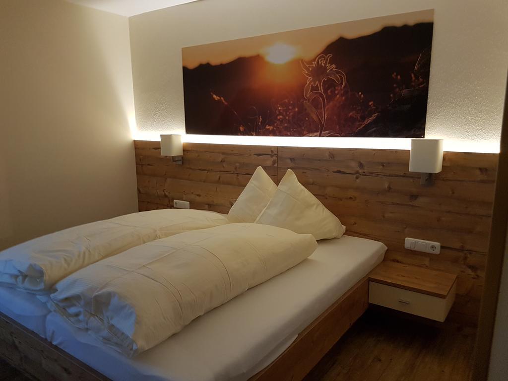 핑켄베르그 Haus Tuxerklamm 아파트 외부 사진